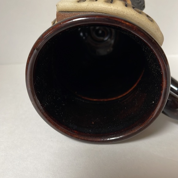 Hand crafted pottery face mug “golfer” signed by artist - Picture 4 of 7